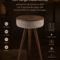 Enceinte Bluetooth en bois de noyer avec son 360° dans un salon moderne