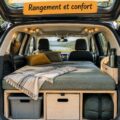 Kit d'aménagement pour voiture avec accessoires organisés